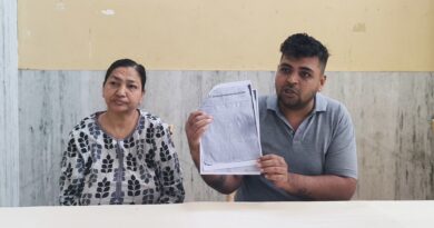 पार्षदपति किशोर मोतियानी ने मुंह बोला बेटा बनकर लगाई लखों की चपत