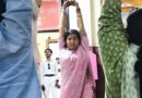 नगर निगम ग्रेटर मुख्यालय पर अधिकारियों, कर्मचारियों ने किया योगाभ्यास
